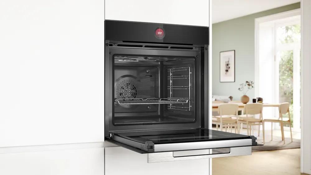 Backofen mit Pyrolyse-Funktion von Bosch